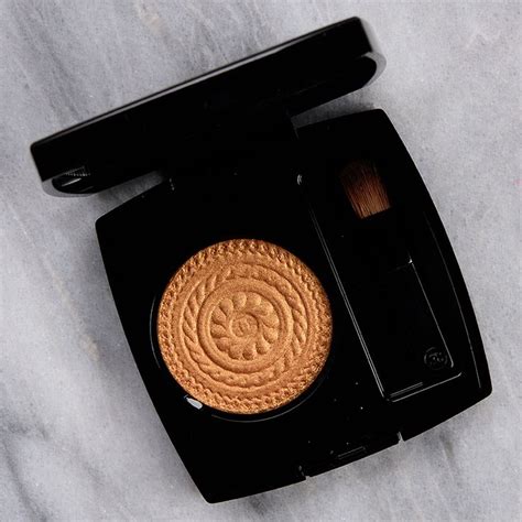 chanel cream eye shadow pourpre brun|Chanel pourpre brun eyeshadow.